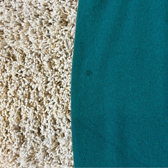 Jcrew Men’s Sweater, Italian, cashmere, size small,  green - Picture 3 of 3